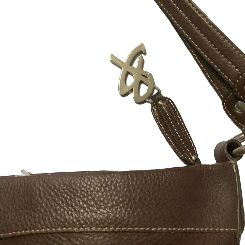 B. Makowsky brown Togo leather crossbody handbag with silver hardware‎